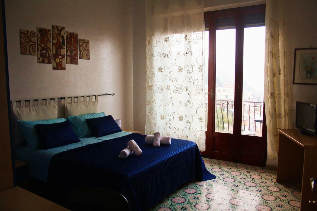Sea View Apartment Taormina Zewnętrze zdjęcie